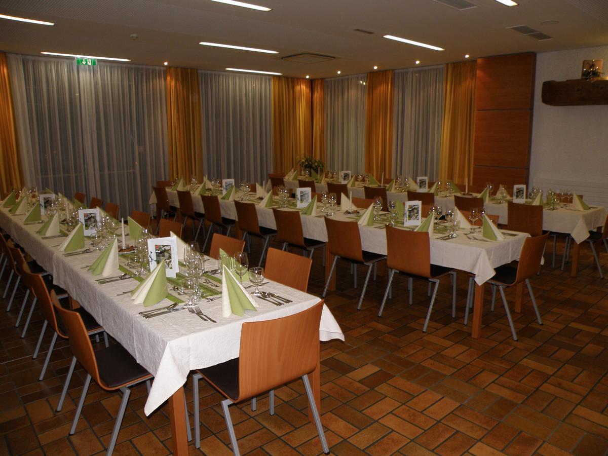 Hotel Sommerhaus Am Internats-Campus Бад-Леонфеьлден Экстерьер фото