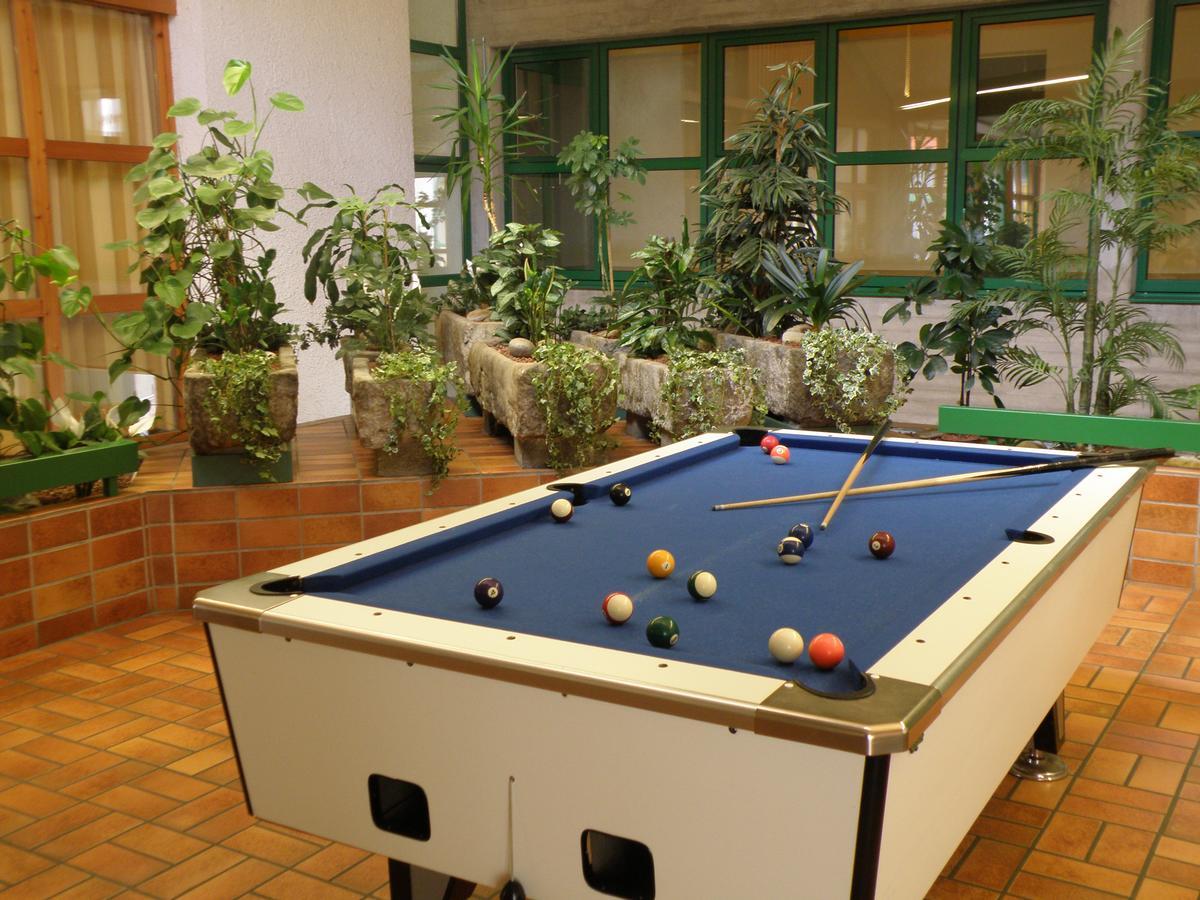 Hotel Sommerhaus Am Internats-Campus Бад-Леонфеьлден Экстерьер фото